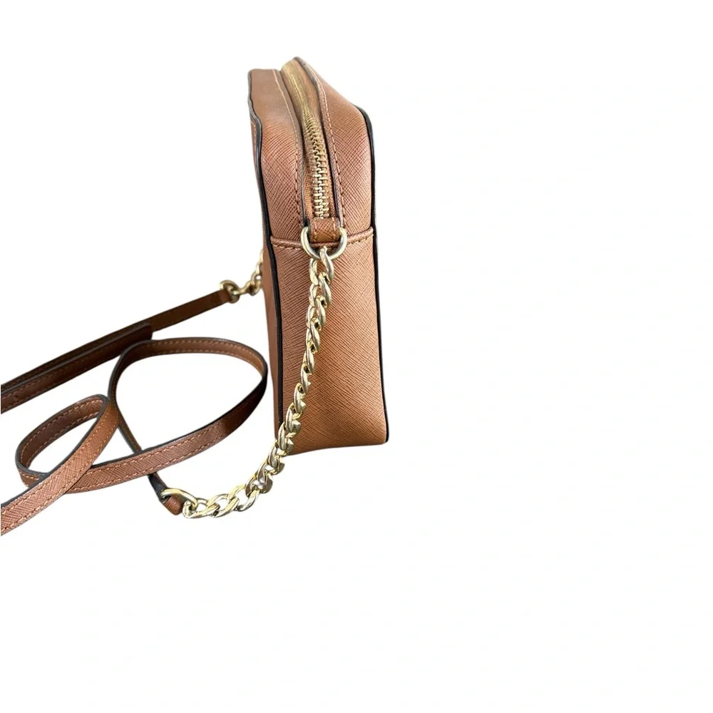 Michael Kors Jet Set East West Crossbody – Saffiano Leather In Luggage